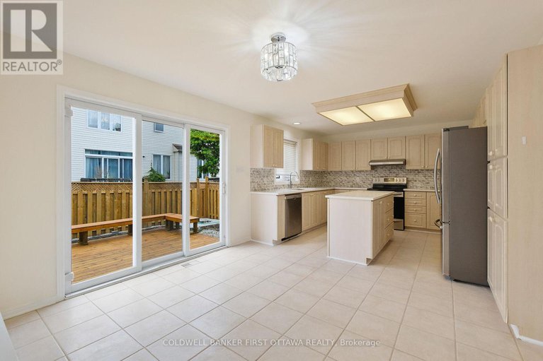 28482188/107-columbia-avenue/hunt-club/ottawa/ontario/K1V1Z3_7