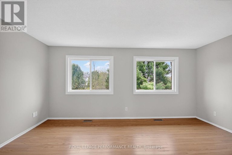 29684609/34-dignard-street/embrun/russell/ontario/K0A1W1_24
