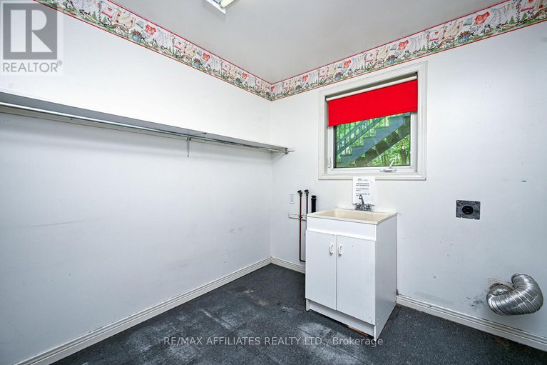 28528150/122-church-avenue/drummondnorth-elmsley-north-elmsley-twp/drummondnorth-elmsley/ontario/K7H0H1_39