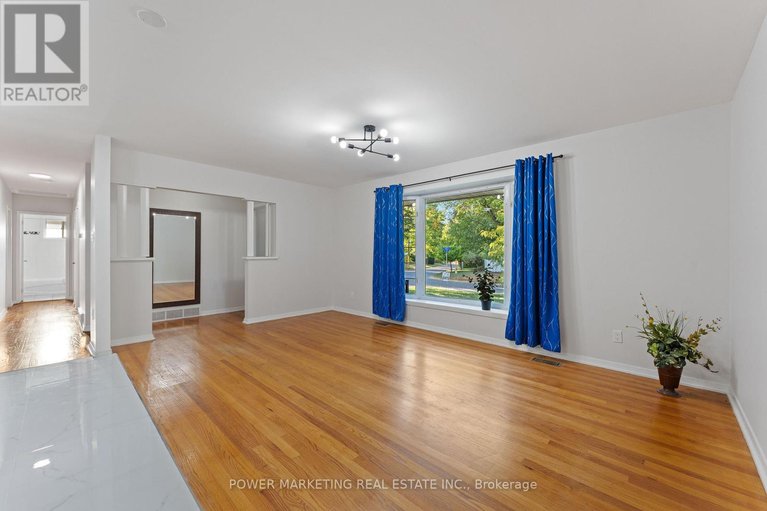 29083231/2372-riley-avenue/queensway-terrace-southridgeview/ottawa/ontario/K2C1J9_7