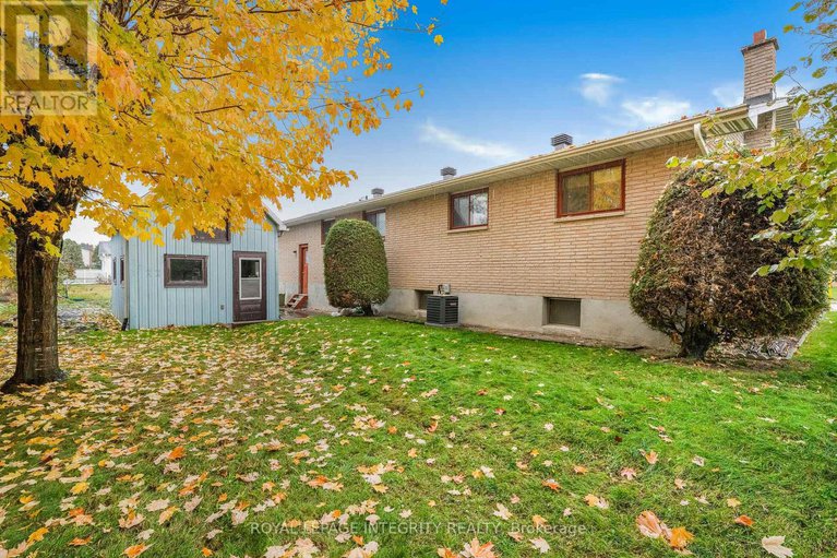 29055164/1172-st-pierre-road/embrun/russell/ontario/K0A1W1_24