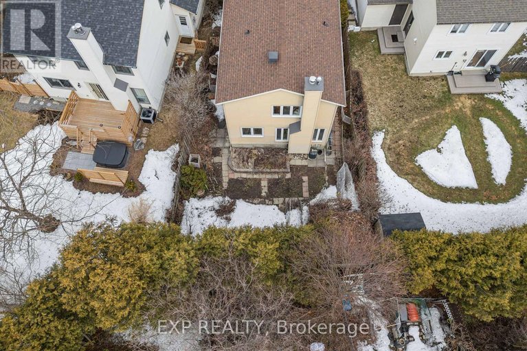 29614402/31-coolspring-crescent/borden-farmstewart-farmcarleton-heightsparkwood-hills/ottawa/ontario/K2E7M9_41