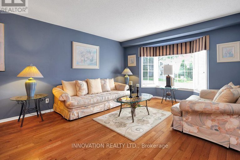 28455723/35-summerwind-crescent/barrhaven-east/ottawa/ontario/K2G6G5_4