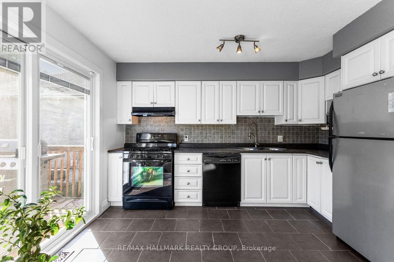 29571261/1902-rosebella-avenue/blossom-parkleitrim/ottawa/ontario/K1T1G7_9