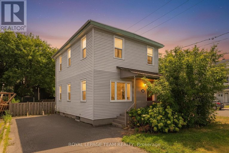 29064423/240-garneau-street/vanier/ottawa/ontario/K1L7T8_1
