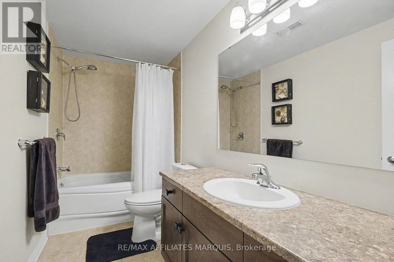 29266687/171-royal-landing-gate/north-grenville-twp-kemptville-south/north-grenville/ontario/K0G1J0_29