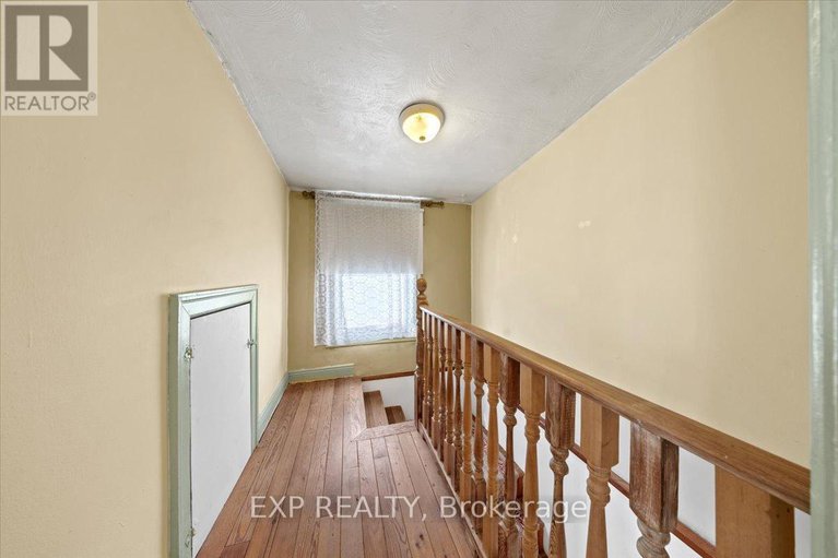 28154545/146-laval-street/vanier/ottawa/ontario/K1L7Z4_18