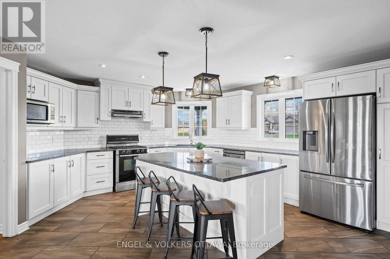 28348542/5567-lombardy-drive/osgoode/ottawa/ontario/K0A2W0_10