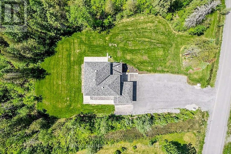 28881418/156-country-meadow-drive/huntley-ward-north-west/ottawa/ontario/K0A1L0_3
