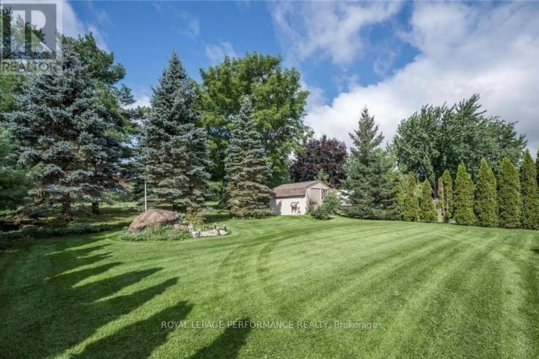 29438415/6802-riverview-drive/south-glengarry-charlottenburgh-twp/south-glengarry/ontario/K6H7M1_20