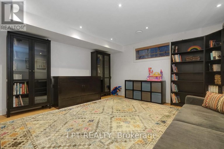 29075971/313-clifton-road/westboro-south/ottawa/ontario/K1Z5V1_40