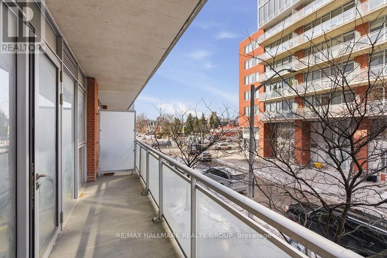 29473230/203-360-mcleod-street/ottawa-centre/ottawa/ontario/K2P1A9_21