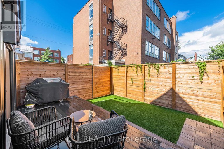 28269196/323-booth-street/west-centre-town/ottawa/ontario/K1R7K1_44