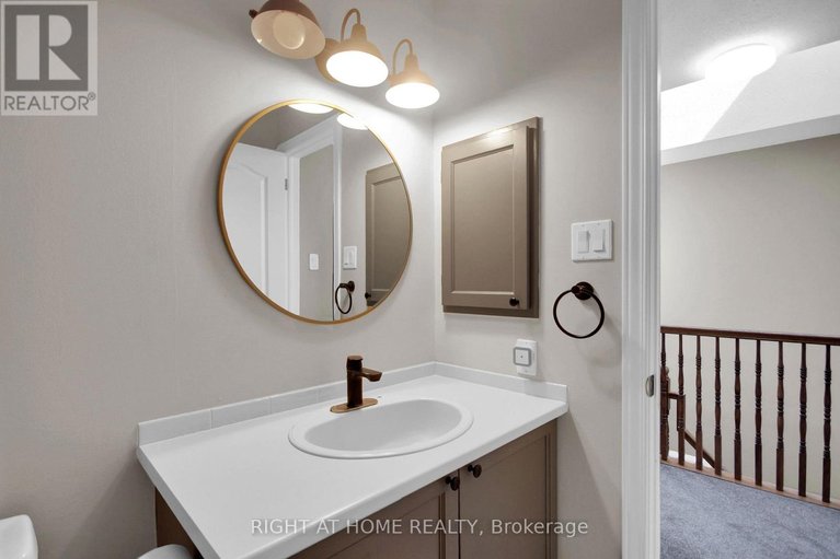 29540923/kenmare-pl-34-kenmare-place/cedargrovefraserdale/ottawa/ontario/K2J3L9_34