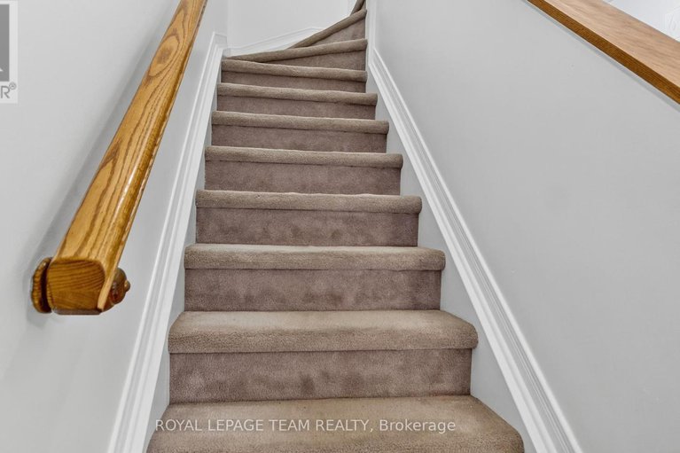 29224353/114-wharhol-private/westcliffe-estates/ottawa/ontario/K2H1G6_14