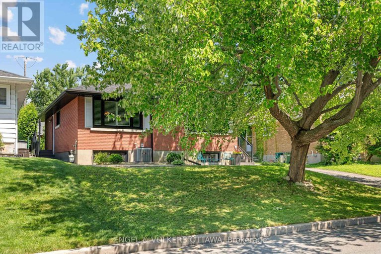 28638374/2097-neepawa-avenue/carlingwood/ottawa/ontario/K2A3L8_42