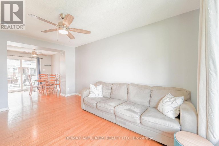 28581367/243-monterey-drive/leslie-park/ottawa/ontario/K2H7B1_6