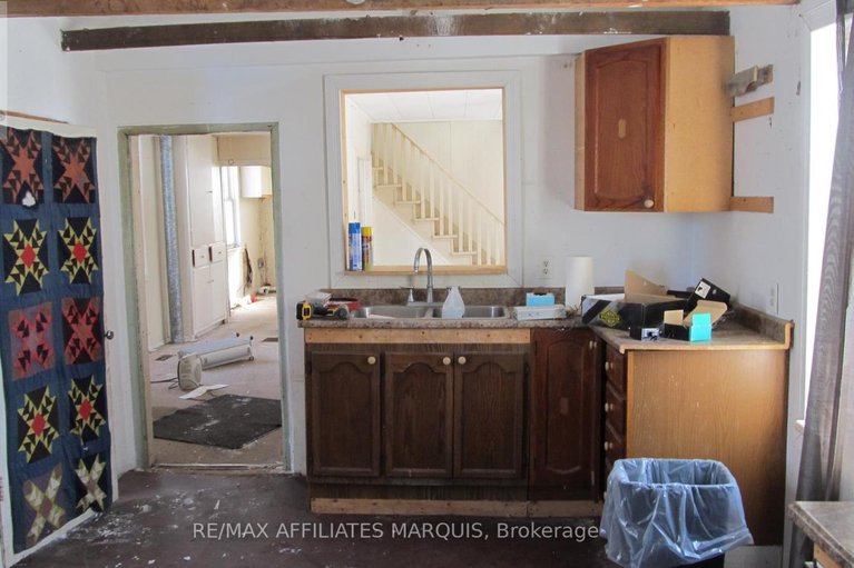 29363940/15554-saving-street/south-stormont-osnabruck-twp/south-stormont/ontario/K0C1Y0_5