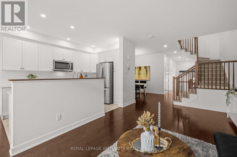 29358346/264-monticello-avenue/emerald-meadowstrailwest/ottawa/ontario/K2S2S1_9