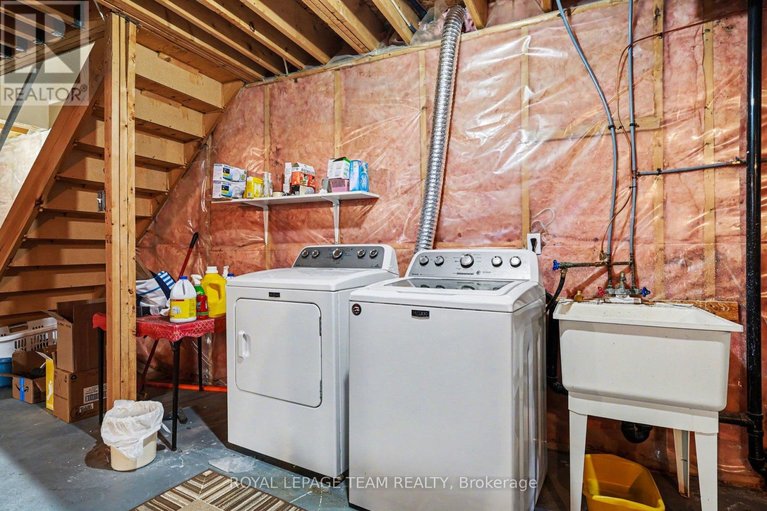 29508813/90-moresby-drive/bridlewood/ottawa/ontario/K2M2J6_26