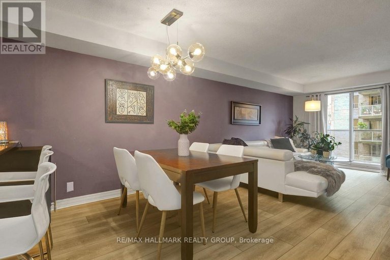 28940171/802-429-somerset-street-w/ottawa-centre/ottawa/ontario/K2P2P5_3