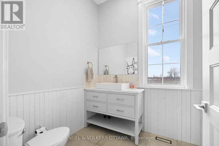 29464152/12099-county-38-road/north-dundas-winchester-twp/north-dundas/ontario/K0C2K0_24