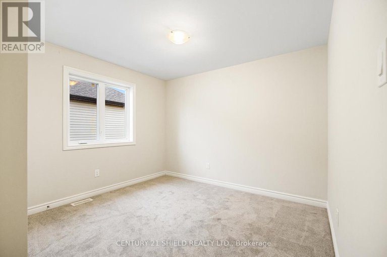 29043267/784-namur-street/embrun/russell/ontario/K0A1W0_23