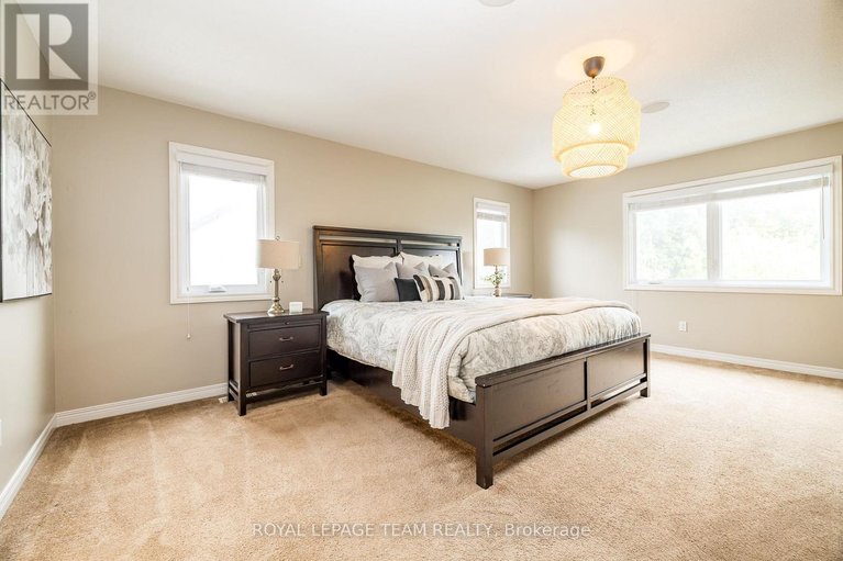 29469857/10-beechgrove-gardens/stittsville-south/ottawa/ontario/K2S1W5_21