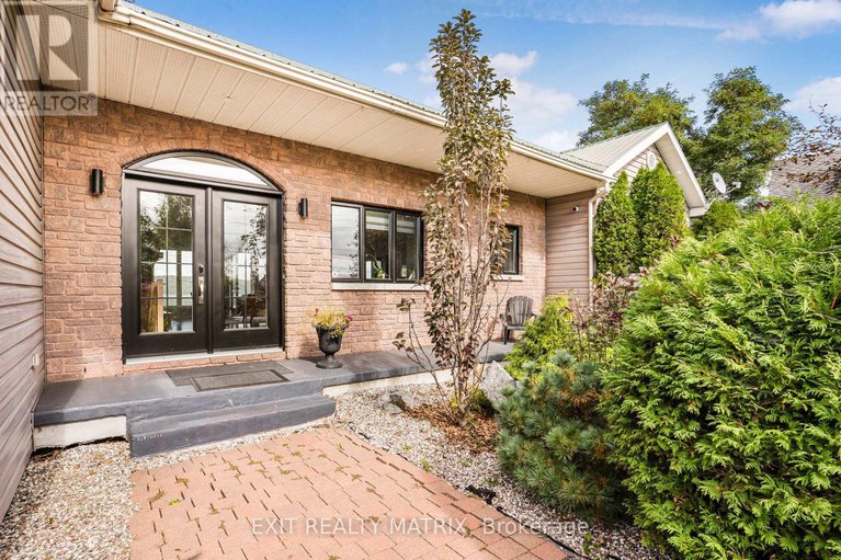 28452257/1624-bay-road/champlain-twp/champlain/ontario/K0B1K0_3