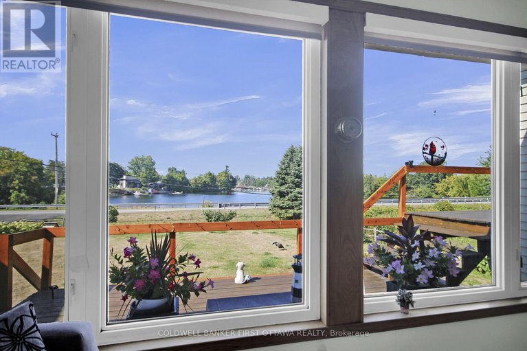 28814585/1887-river-road/manotick-east-to-manotick-station/ottawa/ontario/K4M1B4_5