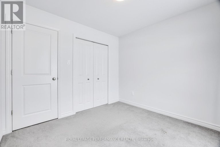 29228458/669-cordelette-circle-e/mer-bleuebradley-estatesanderson-park/ottawa/ontario/K1W0P2_26