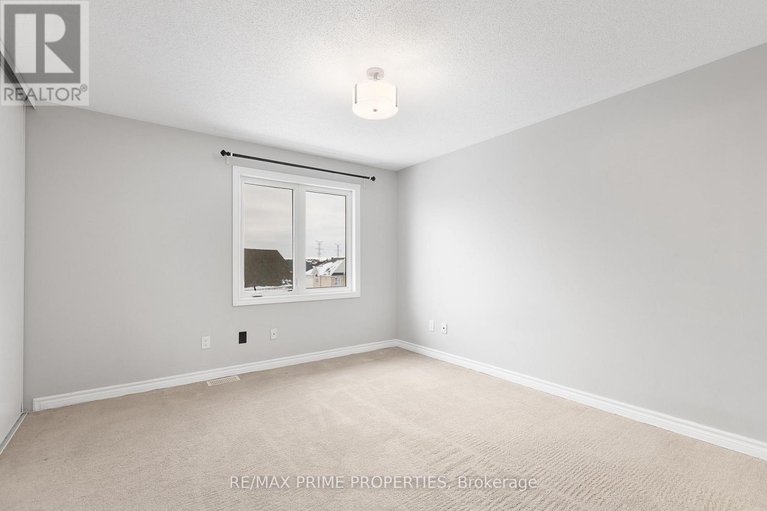 29217498/166-bluestone-private/avalon-west/ottawa/ontario/K4A0X7_29