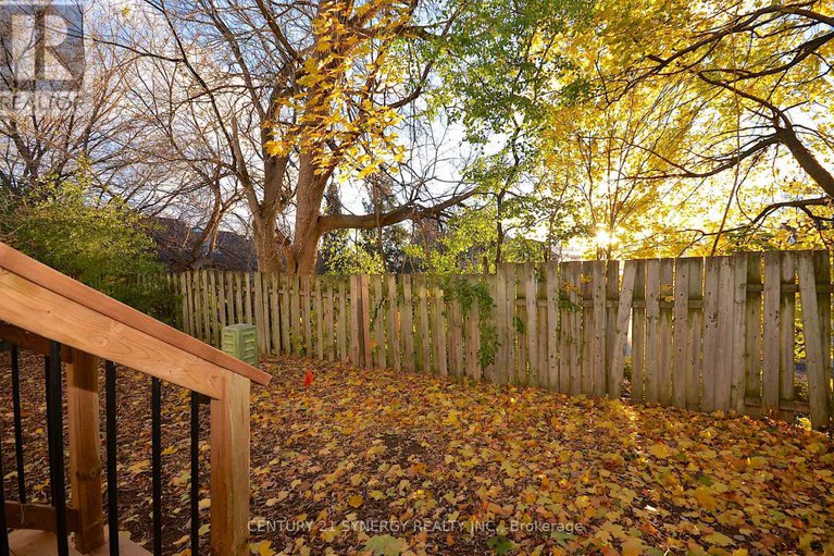 29094498/26-660-hochelaga-street/carson-meadows/ottawa/ontario/K1K2E9_48