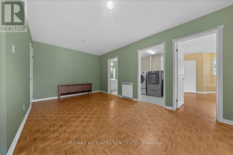 28874344/1266-barnwell-crescent/navan/ottawa/ontario/K4B1K4_34