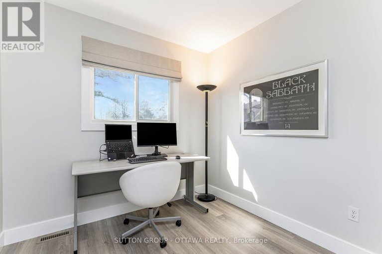 28474228/237-teal-crescent/chatelaine-village/ottawa/ontario/K1E2C3_17