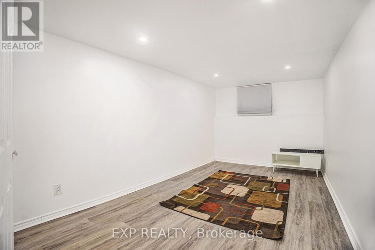 28151478/8411-russell-road/vars-area/ottawa/ontario/K4B0J7_25