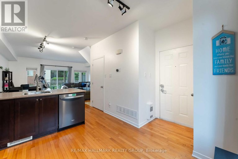 28587962/32-799-montreal-road/cfb-rockcliffe-and-area/ottawa/ontario/K1K0S9_11