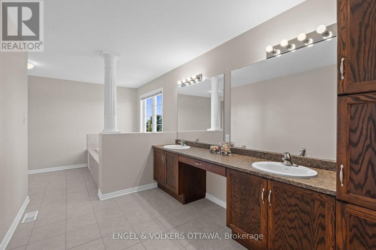 28956101/788-kilbirnie-drive/stonebridge/ottawa/ontario/K2J0M4_31