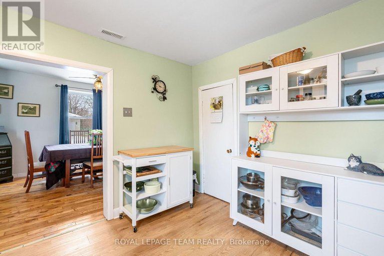 29158073/11509-queen-street/north-dundas-mountain-twp/north-dundas/ontario/K0E1J0_8