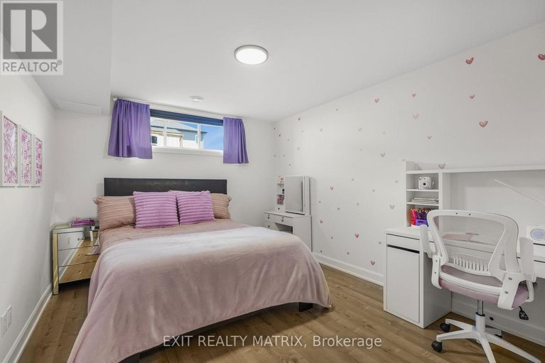 29640036/1200-montblanc-crescent/embrun/russell/ontario/K0A1W0_29