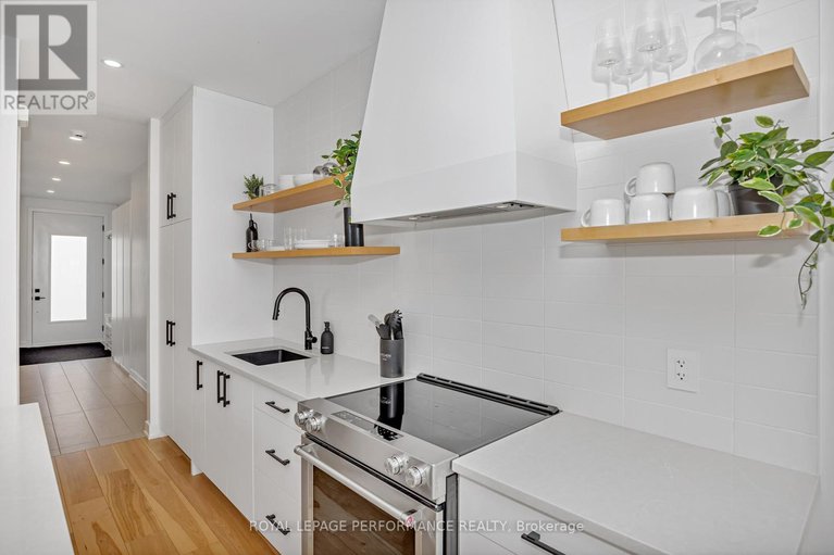 28718708/80-dagmar-avenue/vanier/ottawa/ontario/K1L5T4_9