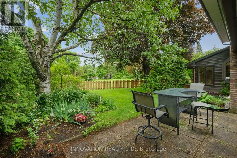 28392162/7-colville-court/beaverbrook/ottawa/ontario/K2K1A9_43