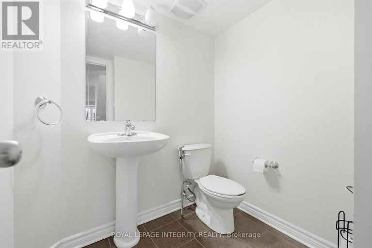 29627865/2341-esprit-drive/avalon-east/ottawa/ontario/K4A0T4_18