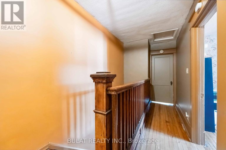 28705278/16-foster-street/hintonburg/ottawa/ontario/K1Y3J4_13