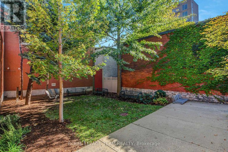 28932482/102-400-mcleod-street/ottawa-centre/ottawa/ontario/K2P1A6_22