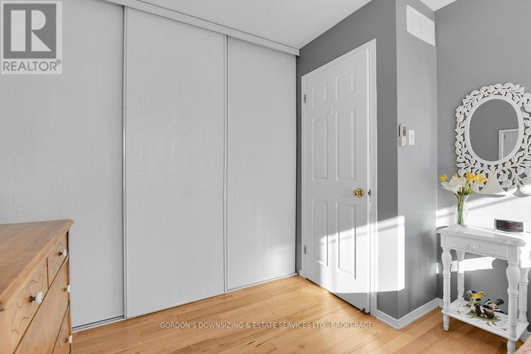 29228348/6370-sablewood-place/chapel-hill/ottawa/ontario/K1C7M3_30