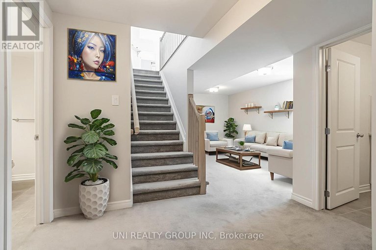 28692572/247-maygrass-way/remainder-of-stittsville-area/ottawa/ontario/K2S2K9_33
