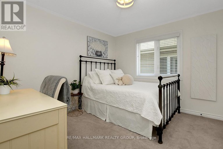 28085822/114-august-lily-crescent/riverside-southgloucester-glen/ottawa/ontario/K1V2A6_34