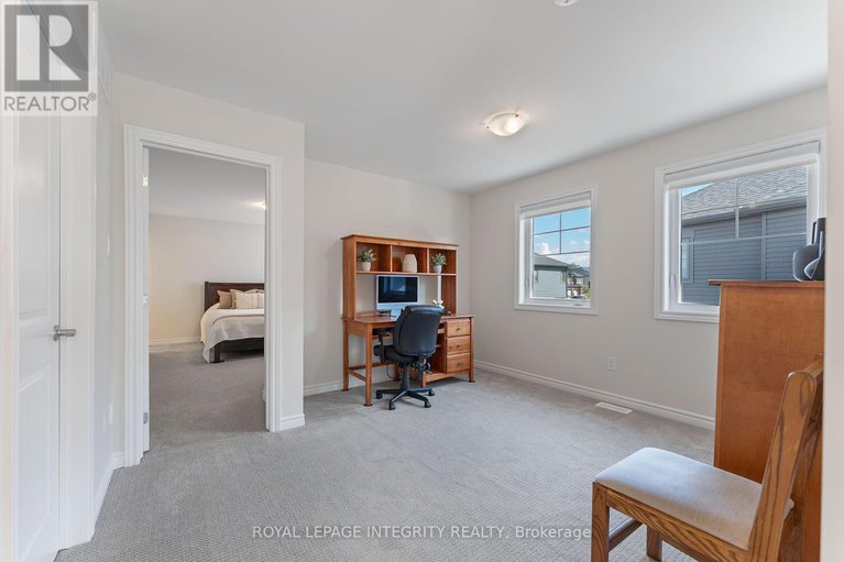 28817438/508-escapade-private/blossom-parkkemp-parkfindlay-creek/ottawa/ontario/K1X0J1_22