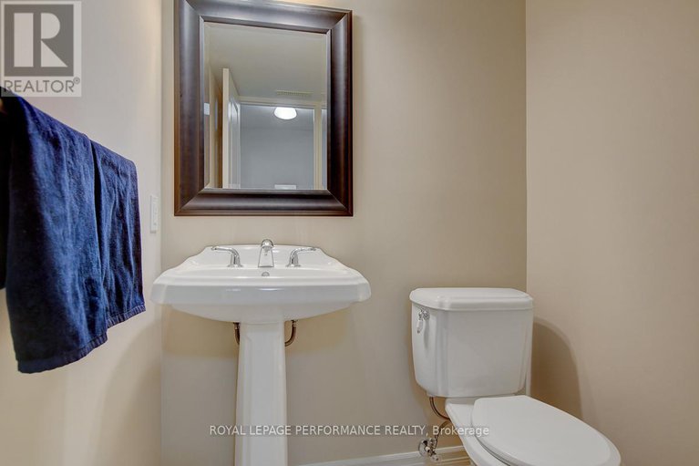 29339281/318-iona-street/westborohampton-park/ottawa/ontario/K1Z7B9_24